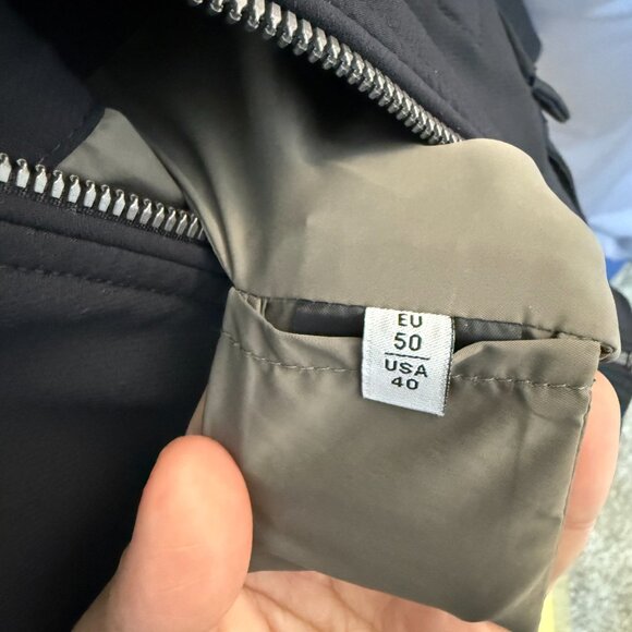 Armani Collezioni Black 4-Pocket Zip Up Jacket (US 40) - Picture 5 of 6
